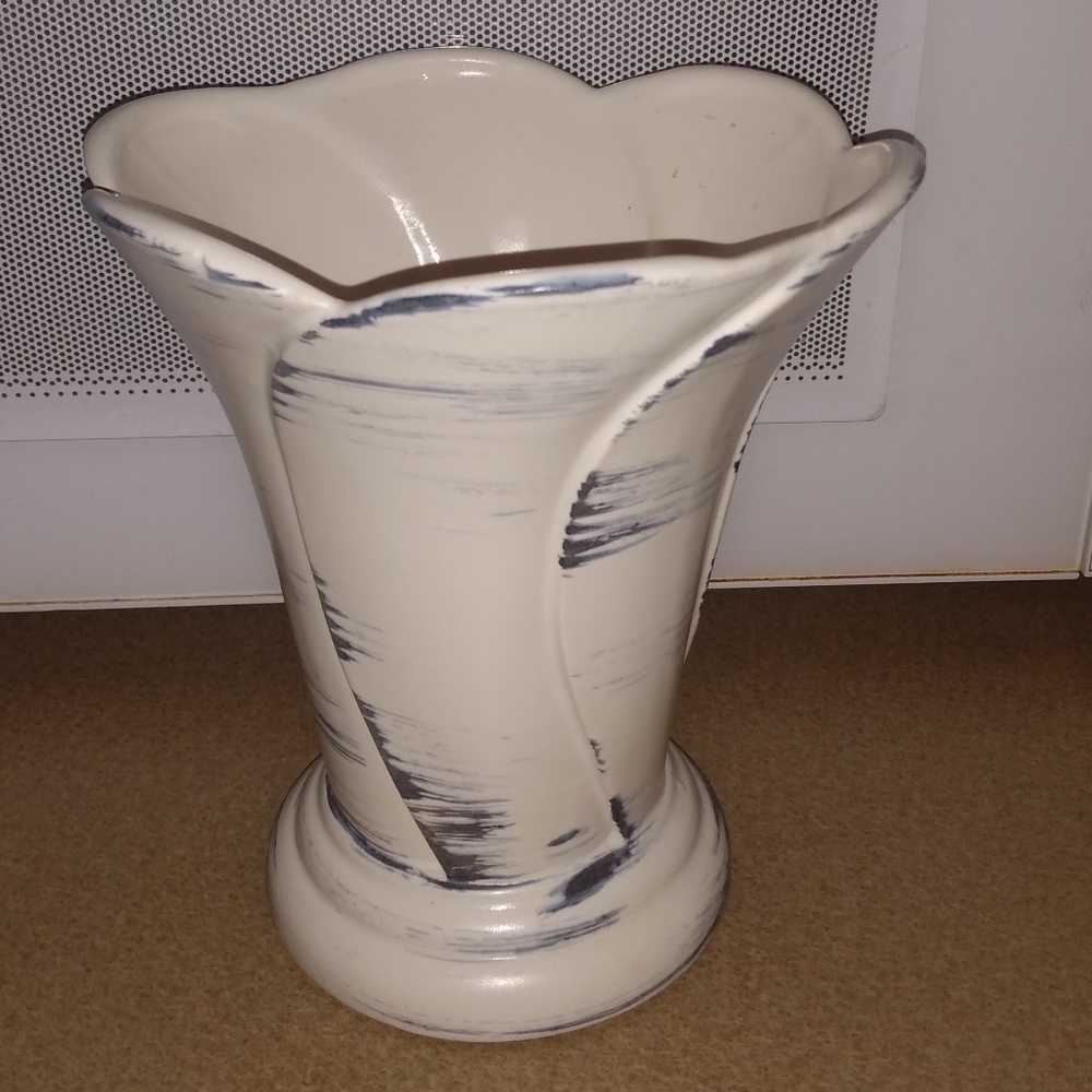 White Haeger Vase with dark grey accents